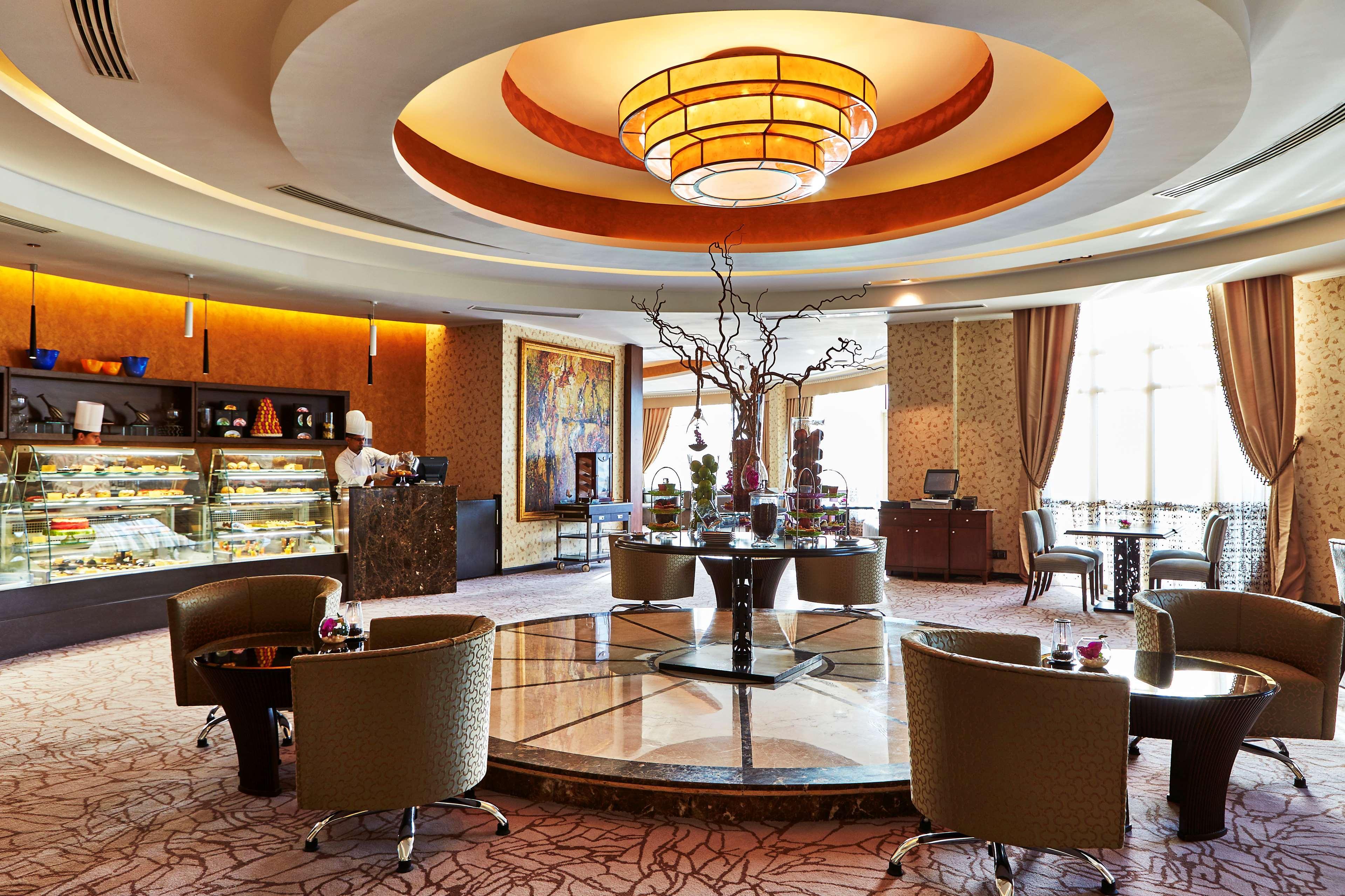 Royal Maxim Palace Kempinski Káhira Exteriér fotografie The lobby lounge