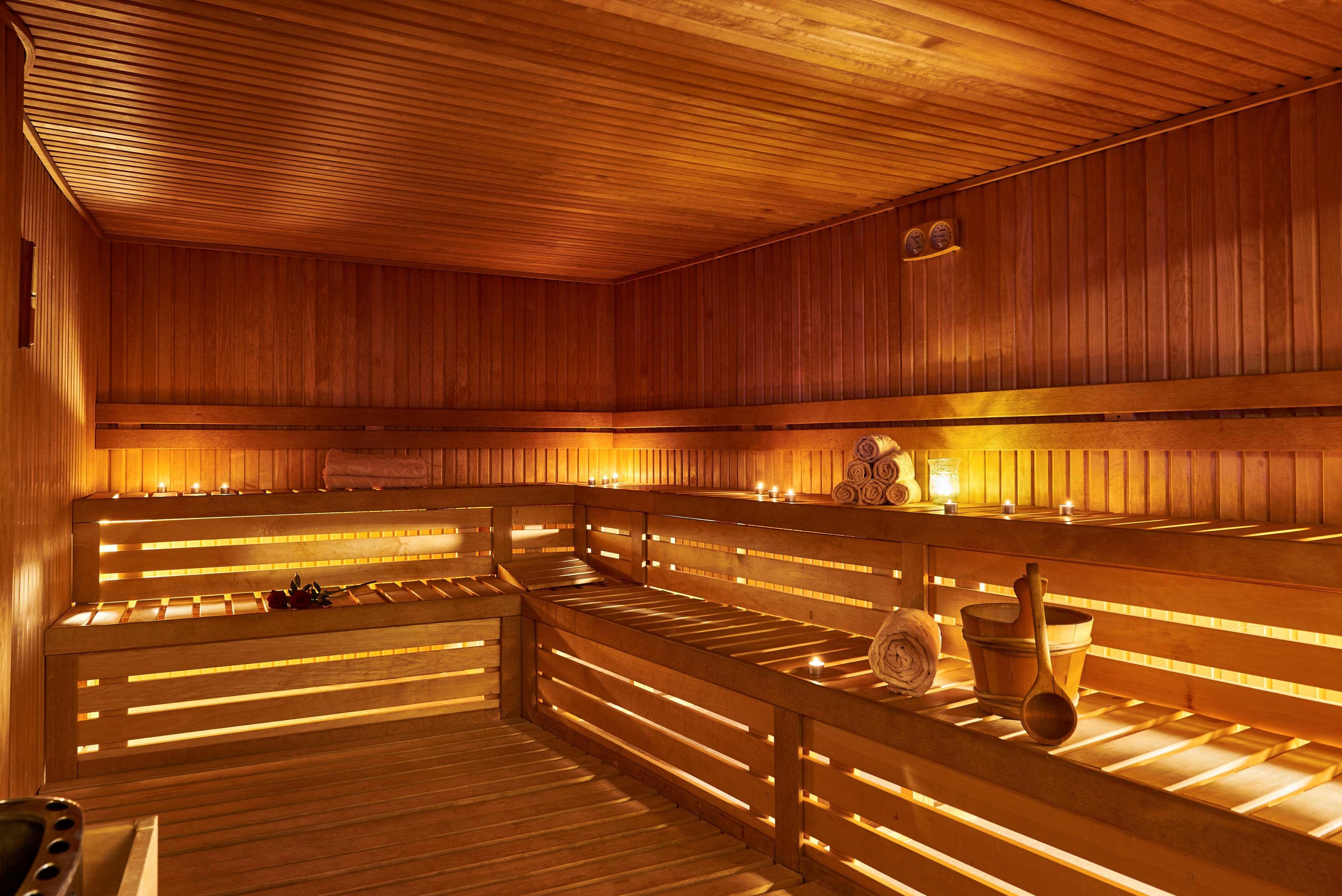 Royal Maxim Palace Kempinski Káhira Exteriér fotografie A Finnish sauna